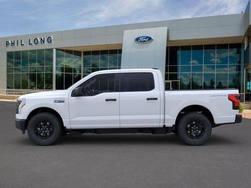 2025 Ford F-150 Lightning Pro