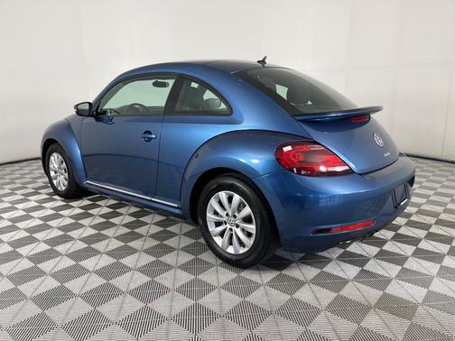 2019 Volkswagen Beetle 2.0T S