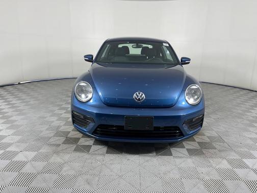 2019 Volkswagen Beetle 2.0T S
