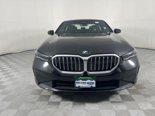2024 BMW 530 i xDrive