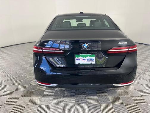 2024 BMW 530 i xDrive