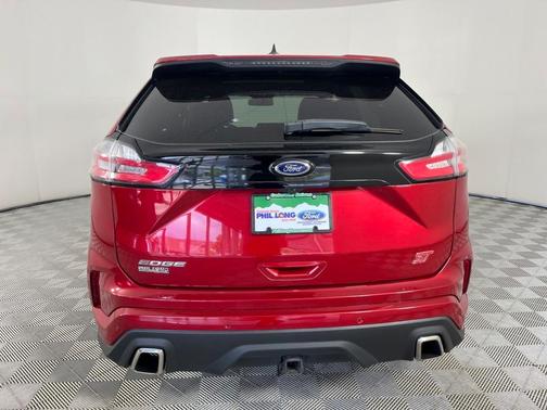2020 Ford Edge ST