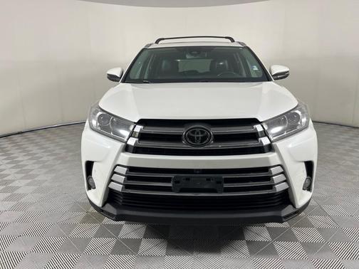 2018 Toyota Highlander Limited Platinum
