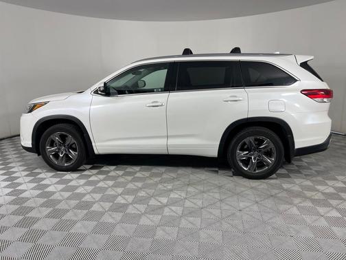 2018 Toyota Highlander Limited Platinum