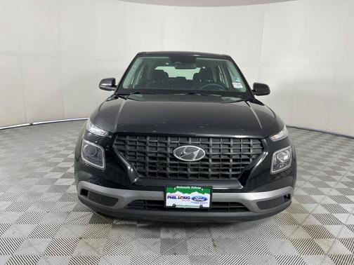 2024 Hyundai VENUE SE