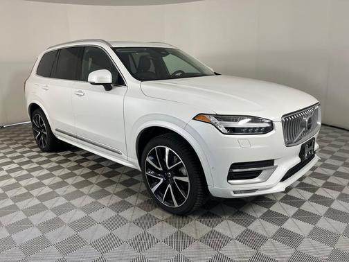 2023 Volvo XC90 B6 Plus 7-Seater