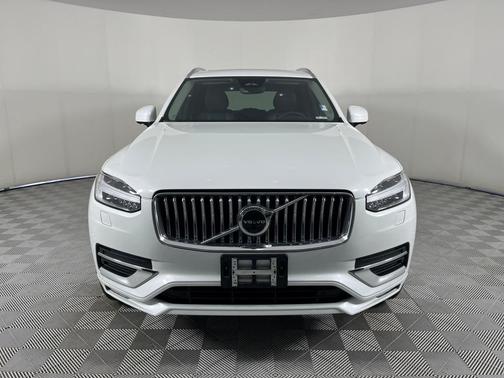 2023 Volvo XC90 B6 Plus 7-Seater