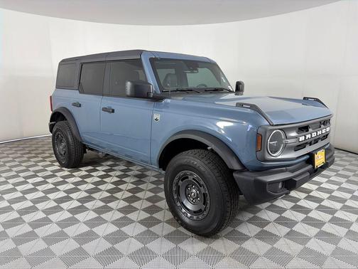 Azure Gray Metallic 2024 Ford Bronco Big Bend