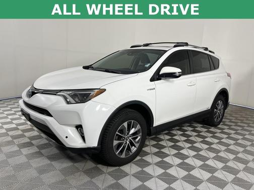2017 Toyota RAV4 Hybrid XLE