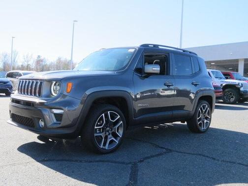 Photo 3 of 37 of 2019 Jeep Renegade Limited