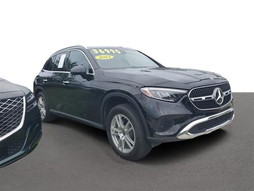 2023 Mercedes-Benz GLC 300 Base 4MATIC