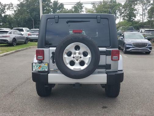 2013 Jeep Wrangler Unlimited Sahara