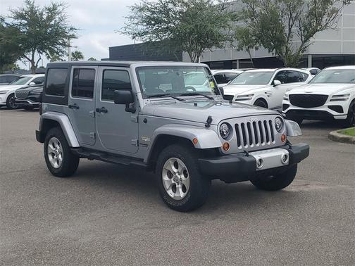 2013 Jeep Wrangler Unlimited Sahara