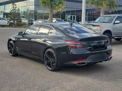 2025 Genesis G70 2.5T