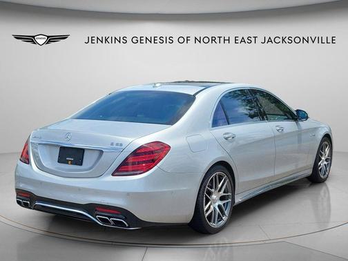 Diamond Silver Metallic 2020 Mercedes-Benz AMG S 63 Base 4MATIC
