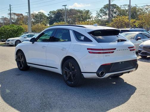 2025 Genesis GV70 2.5T