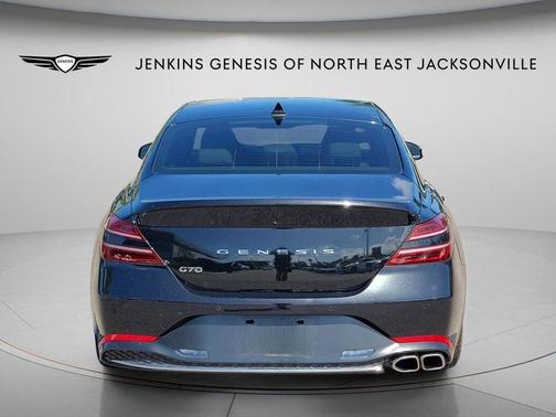 Vik Black 2022 Genesis G70 2.0T