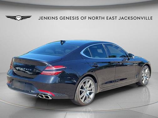 Vik Black 2022 Genesis G70 2.0T