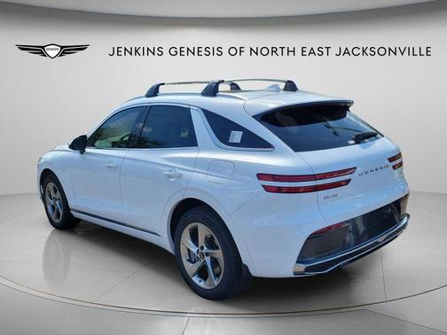 Uyuni White 2026 Genesis GV70 2.5T