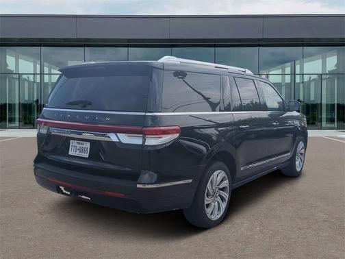 2024 Lincoln Navigator L Premiere