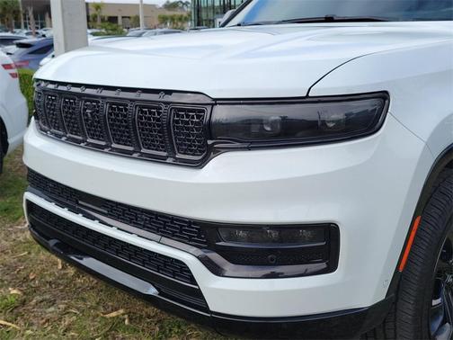 2023 Jeep Grand Wagoneer Series II