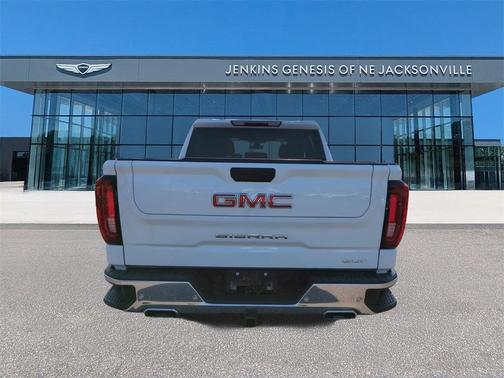 2022 GMC Sierra 1500 Limited SLT