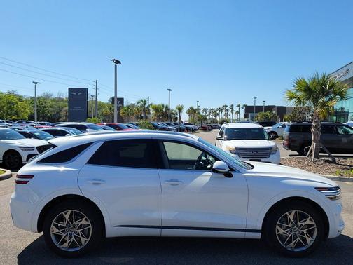 2023 Genesis GV70 2.5T