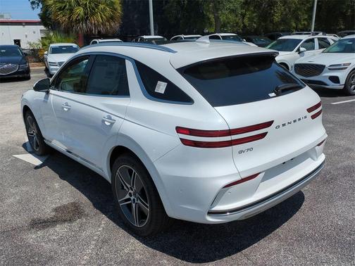 2026 Genesis Electrified GV70 Advanced
