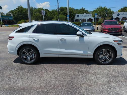 2026 Genesis Electrified GV70 Advanced