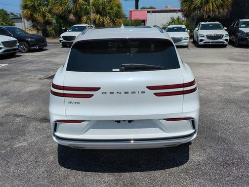 2026 Genesis Electrified GV70 Advanced