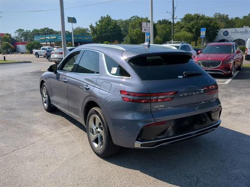 2026 Genesis GV70 2.5T Advanced