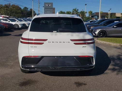 2026 Genesis GV70 2.5T