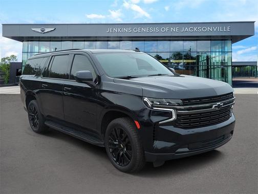 2021 Chevrolet Suburban RST