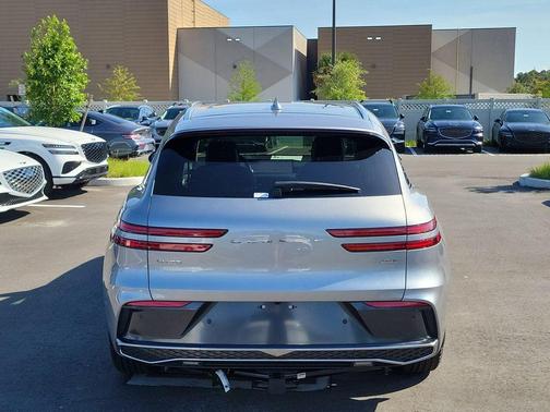 Savile Silver 2026 Genesis GV70 2.5T Advanced