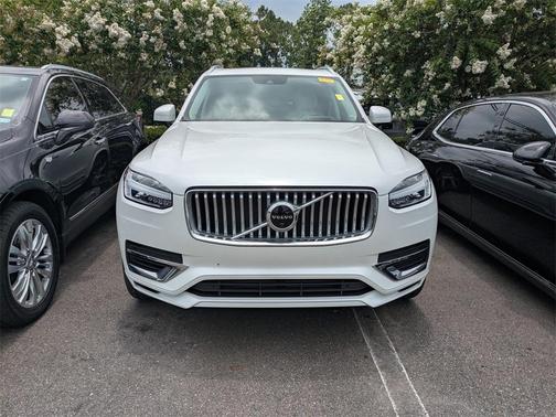 2022 Volvo XC90 Recharge Plug-In Hybrid T8 Inscription Expression 7 Passenger