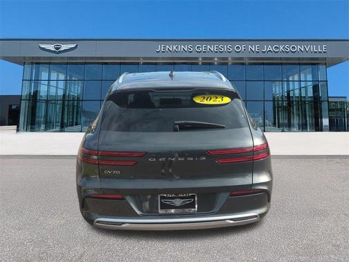 2023 Genesis Electrified GV70 Advanced