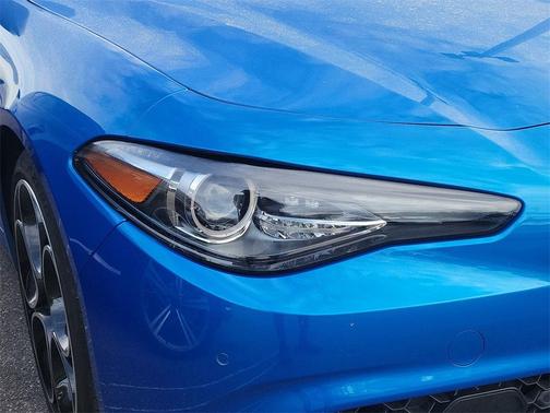 2022 Alfa Romeo Giulia Veloce