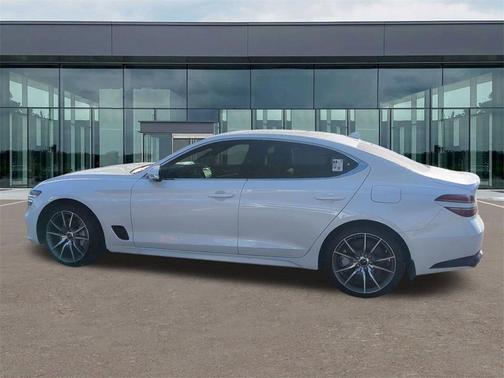 2025 Genesis G70 2.5T