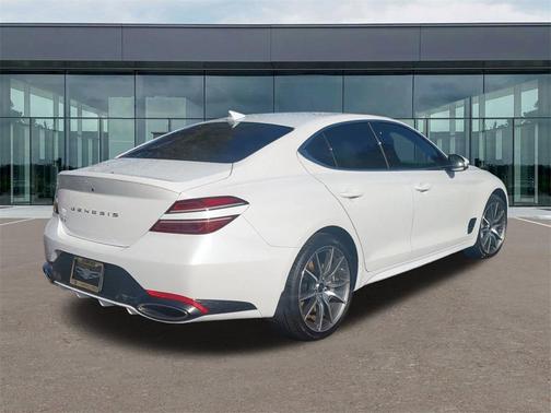 2025 Genesis G70 2.5T