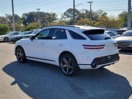 2025 Genesis GV70 2.5T