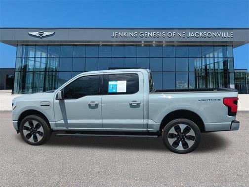 2023 Ford F-150 Lightning Platinum