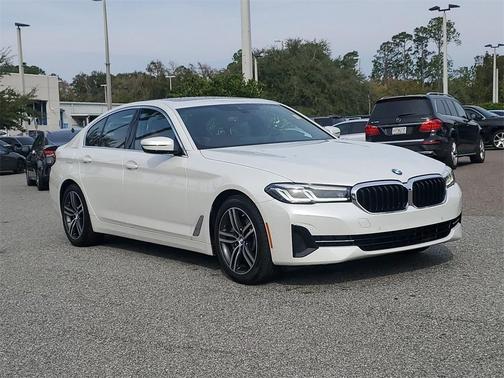 2023 BMW 530 i