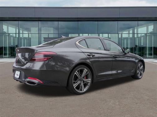 2025 Genesis G70 2.5T