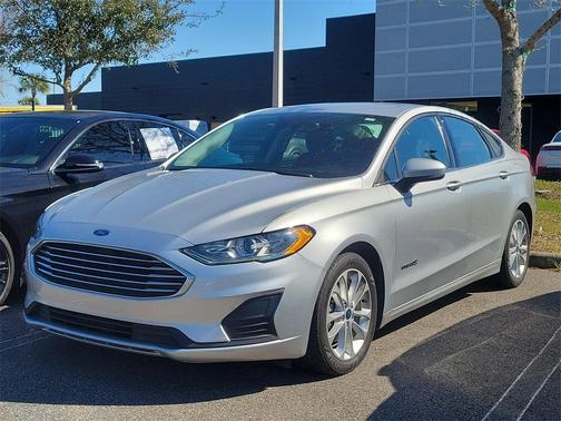 2019 Ford Fusion Hybrid SE