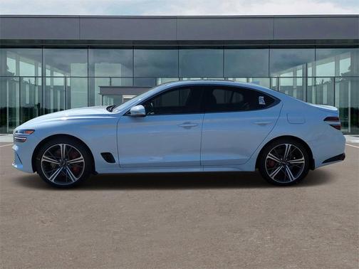 2025 Genesis G70 2.5T