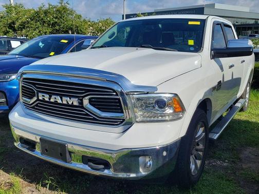 Bright White Clearcoat 2017 RAM 1500 Longhorn