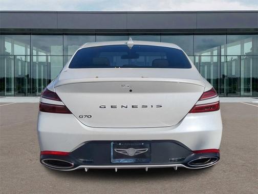 2025 Genesis G70 2.5T
