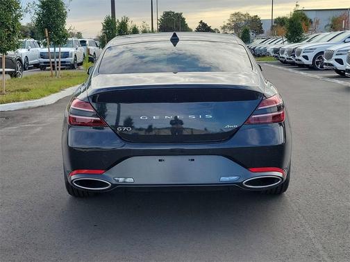2025 Genesis G70 2.5T