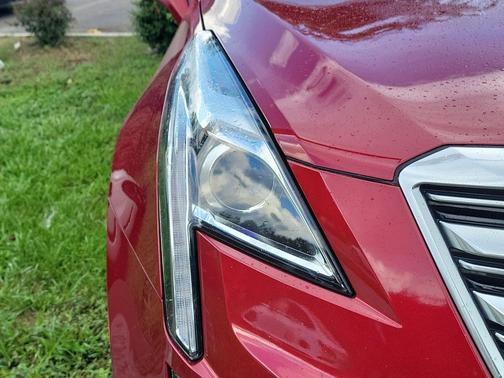 Red Horizon Tintcoat 2019 Cadillac XT5 Luxury