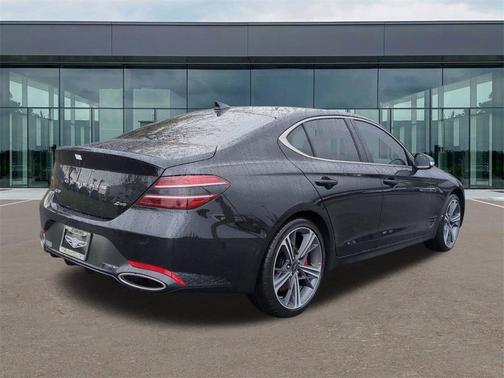 2025 Genesis G70 2.5T